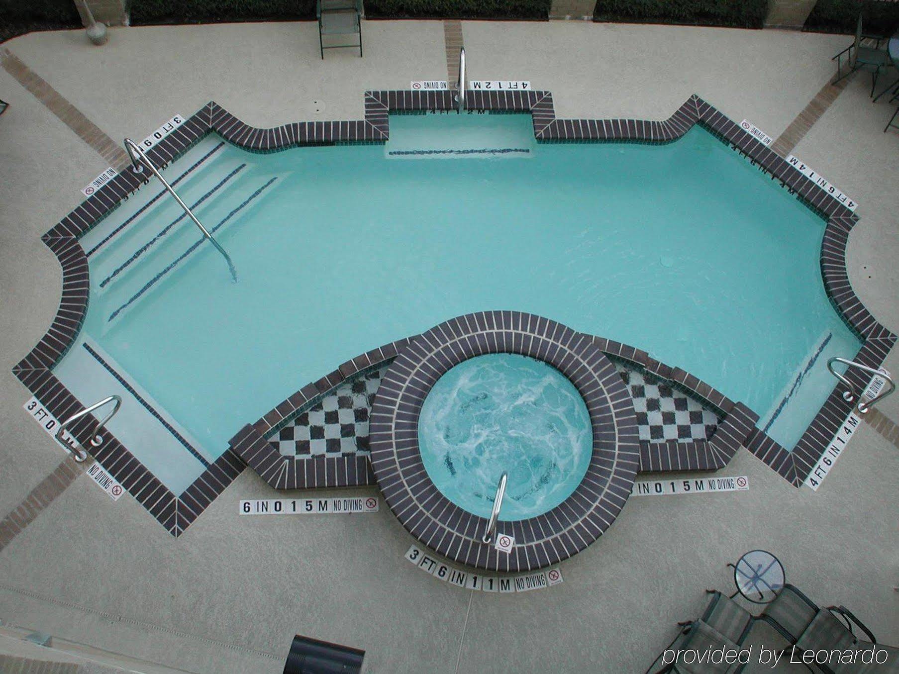 Holiday Inn Express Hotel & Suites San Antonio - Rivercenter Area, An Ihg Hotel מראה חיצוני תמונה
